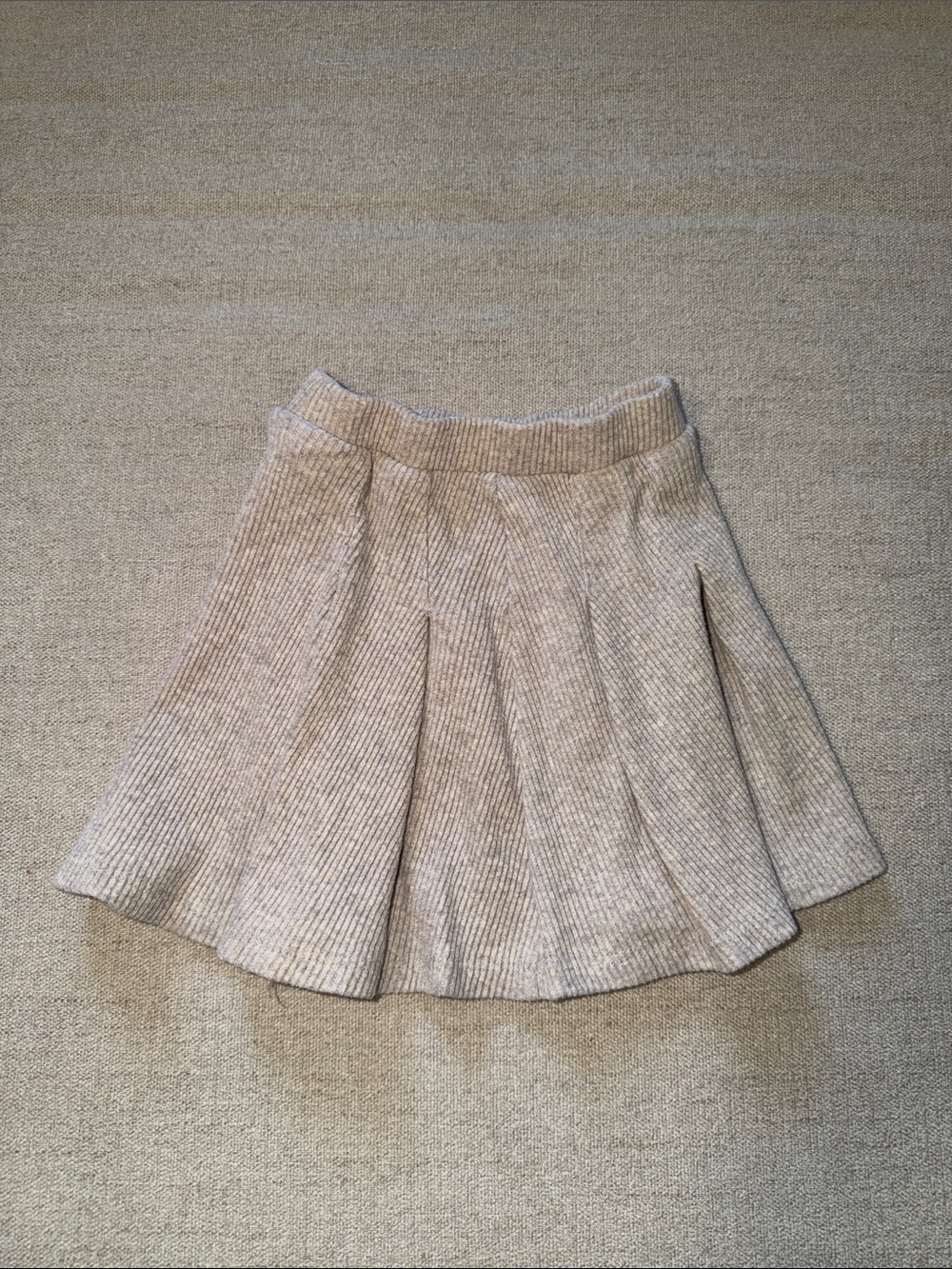 Zara Girls Beige Ribbed Pleated Skirt
